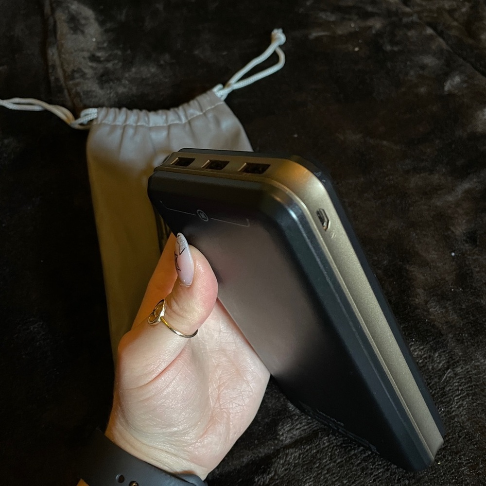 Charging bank